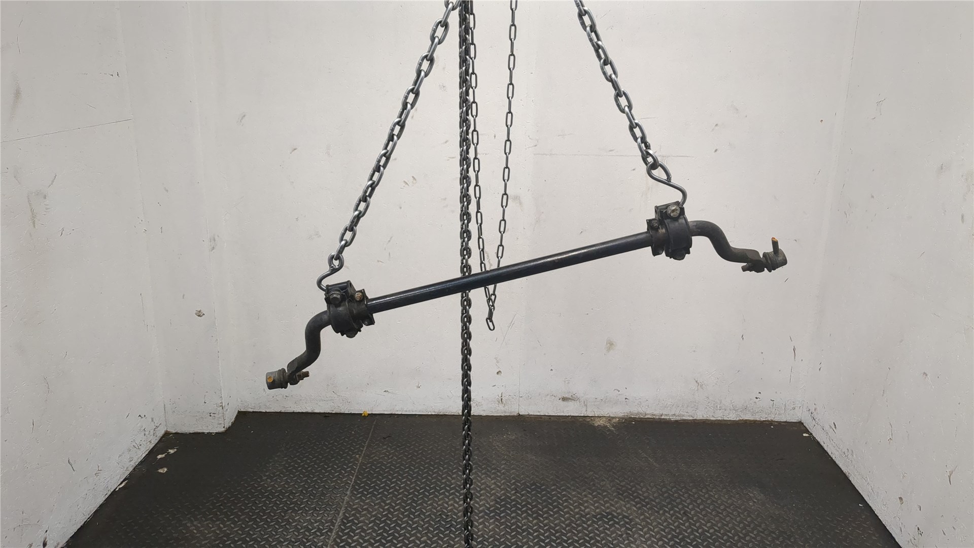 Стабилизатор передний