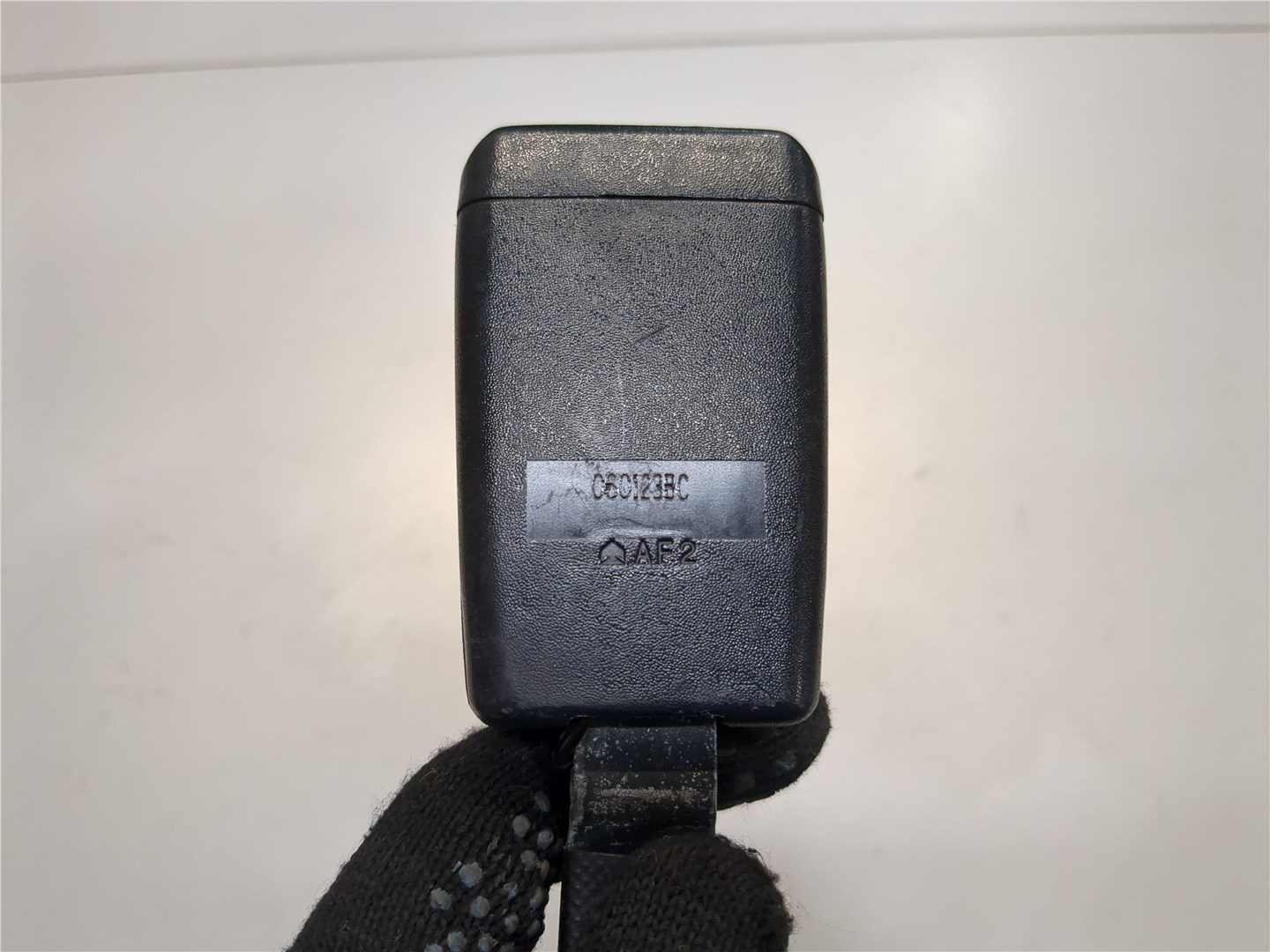 Ответная часть ремня безопасности