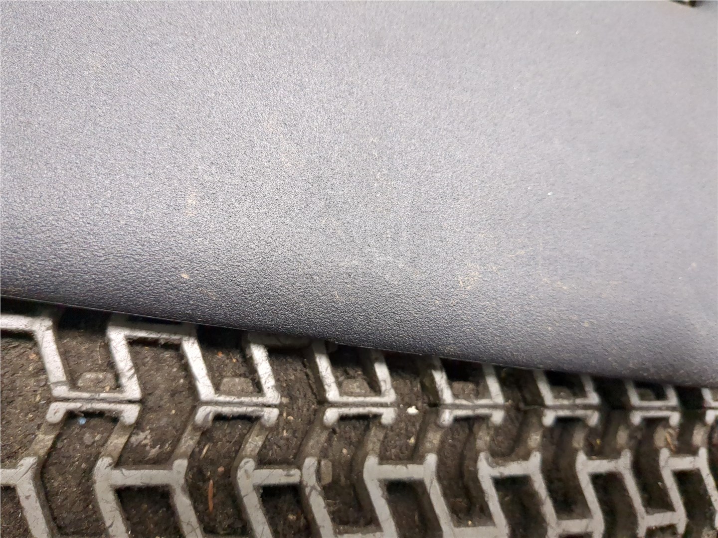 Козырек солнцезащитный