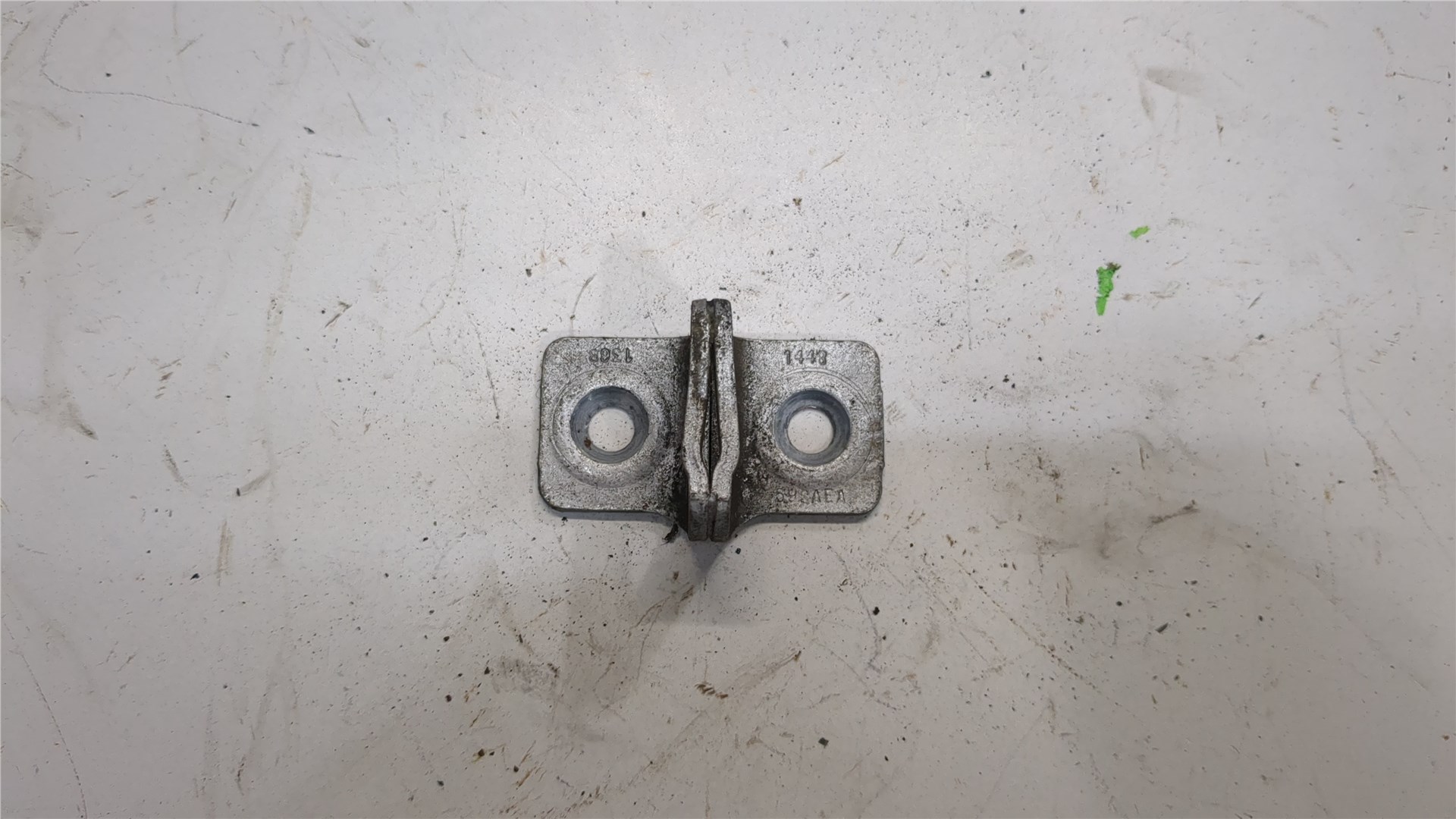 Ответная часть замка двери