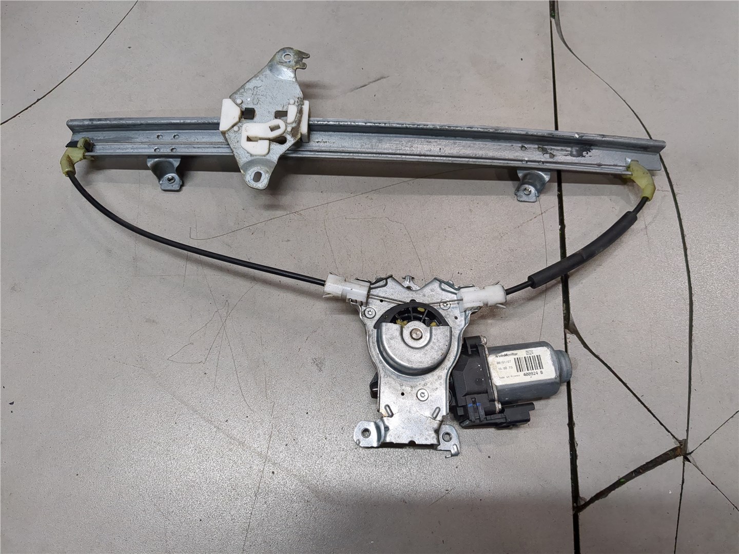 Стеклоподъемник электр. передний правый