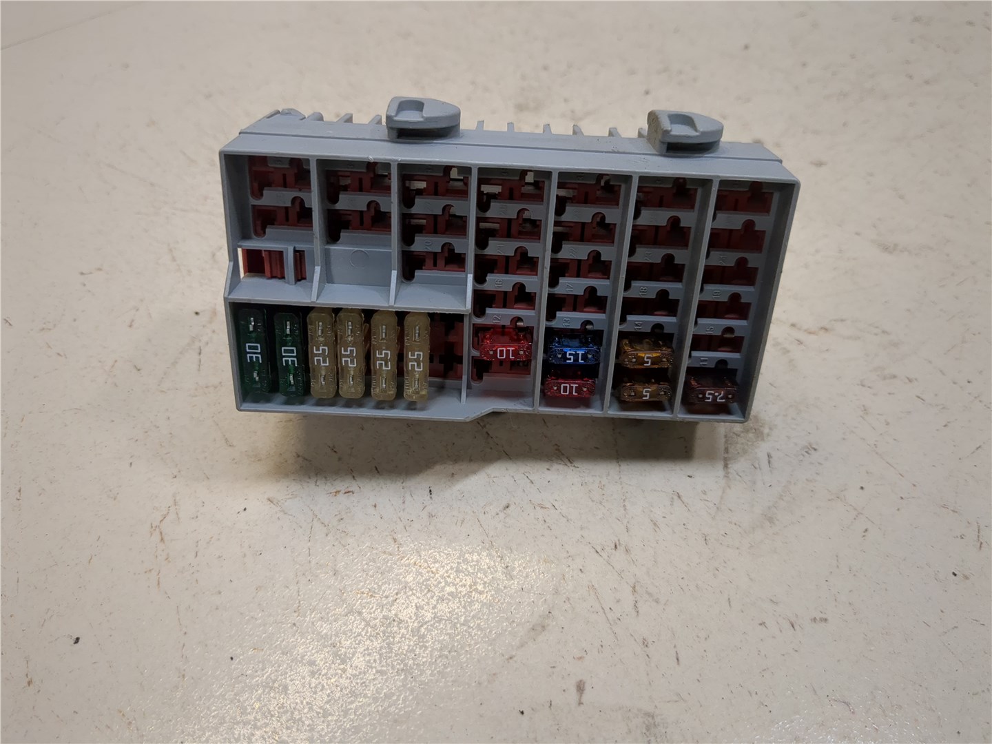 Блок предохранителей