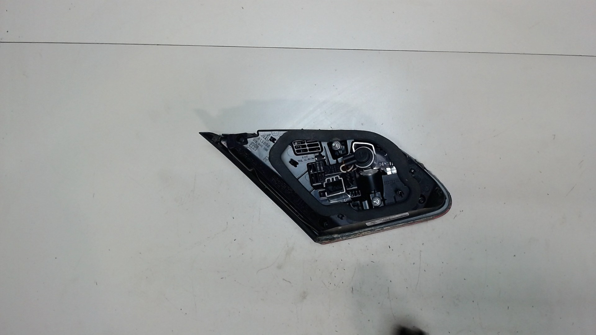 Фонарь задний внутренний правый