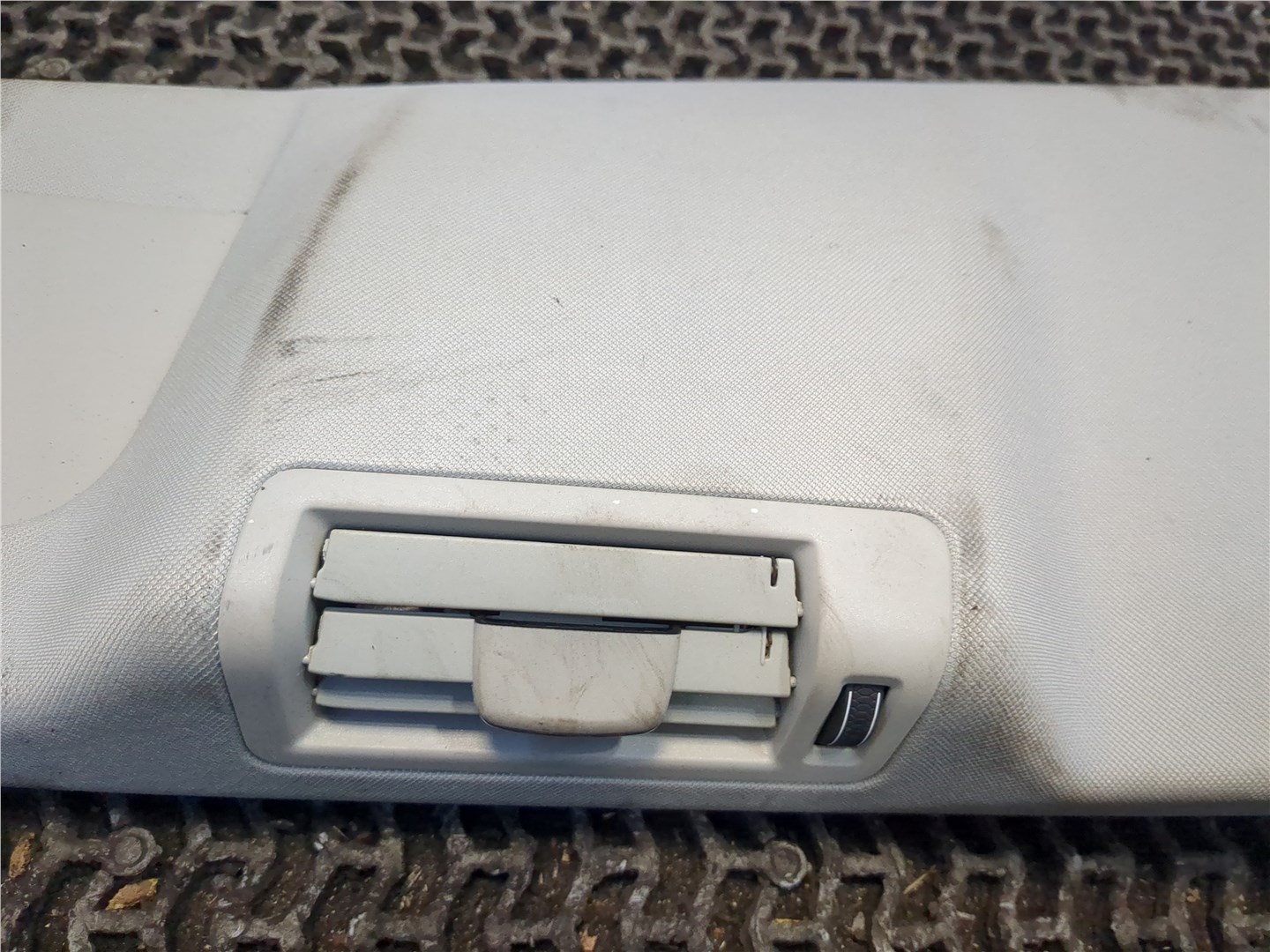 Обшивка стойки