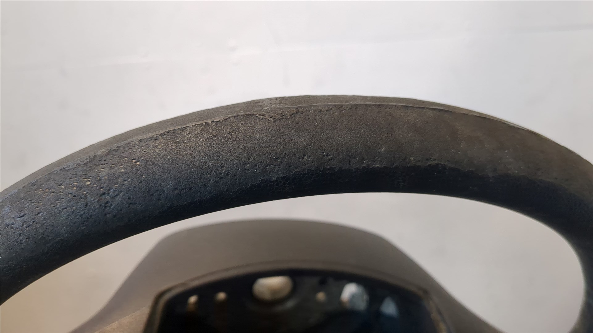 Рулевое колесо (руль)