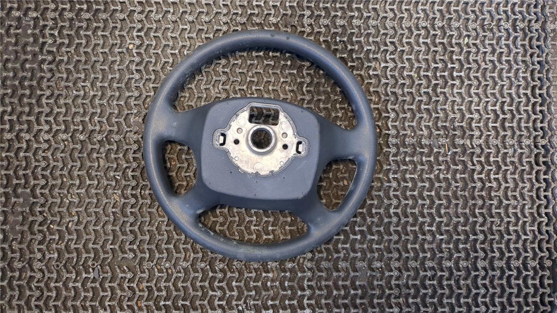 Рулевое колесо (руль)