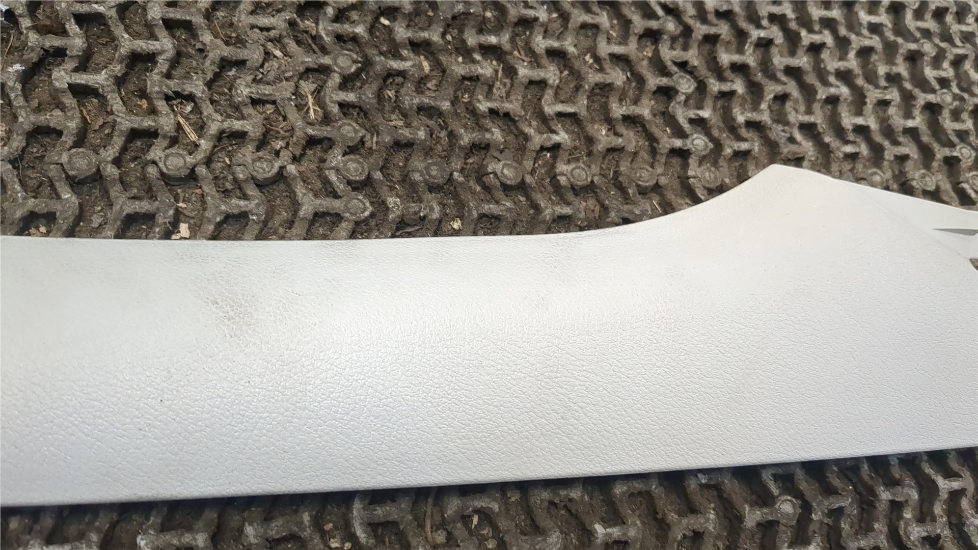 Обшивка стойки