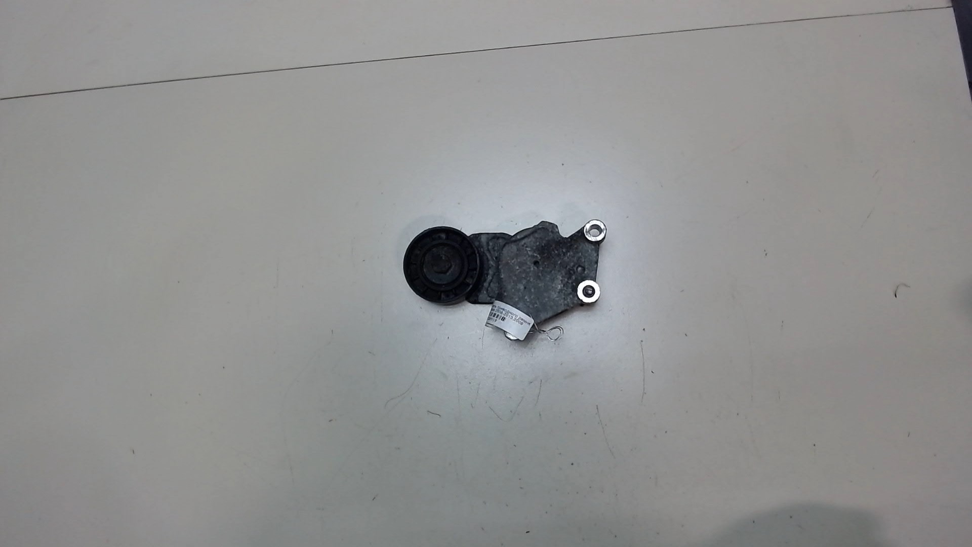 Натяжитель ремня