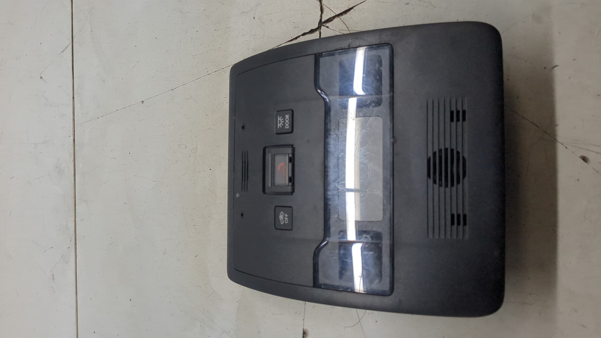 Плафон салонный