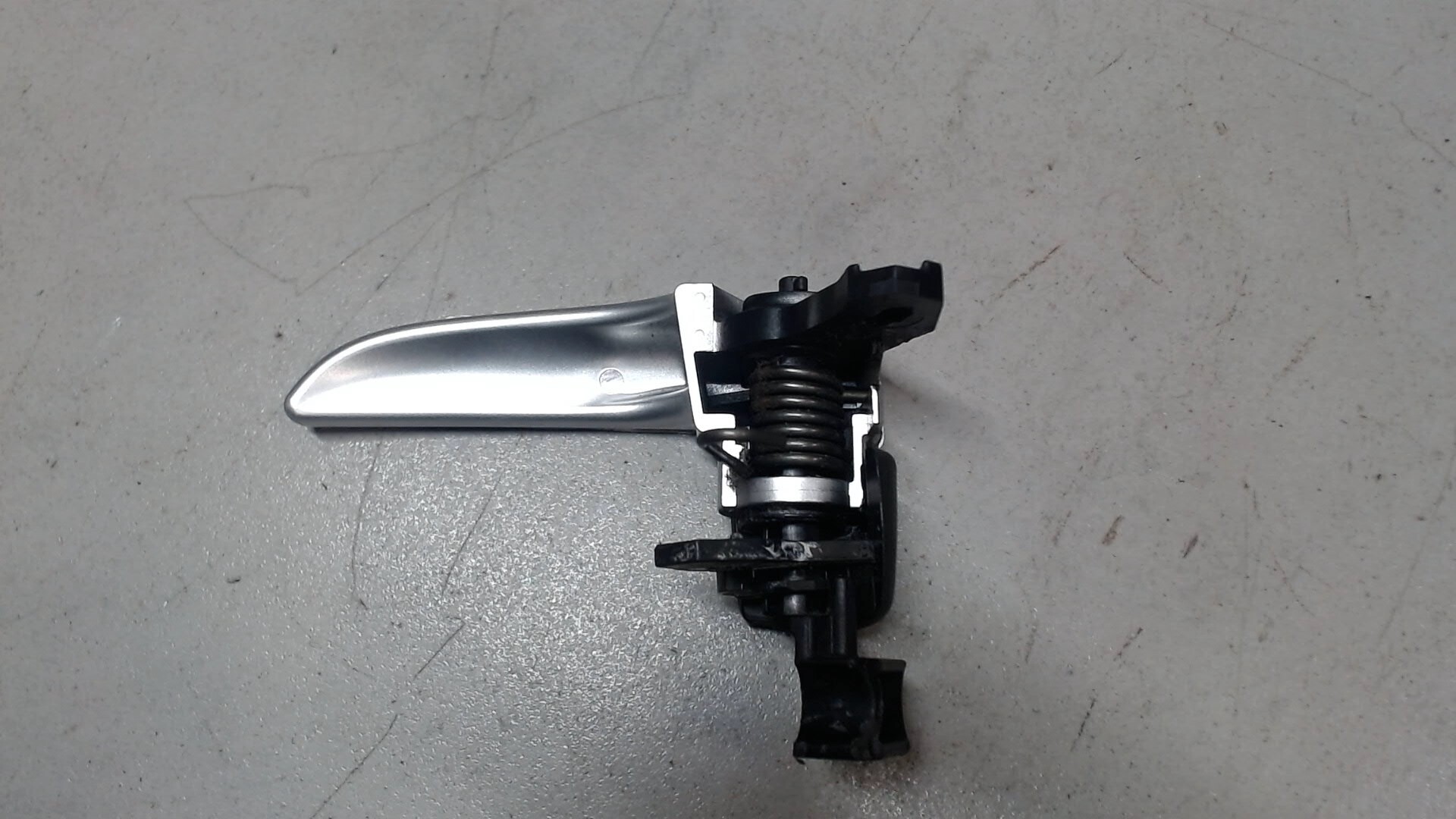 Ручка двери задней внутренняя правая