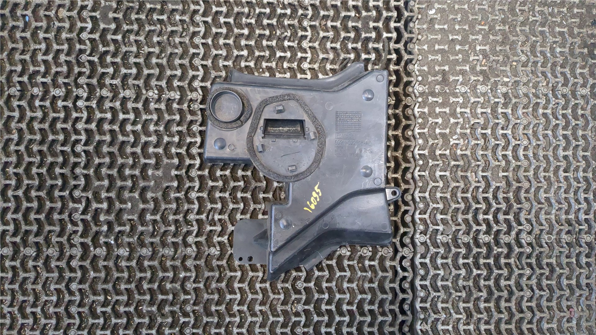 Накладка (кузов наружные)