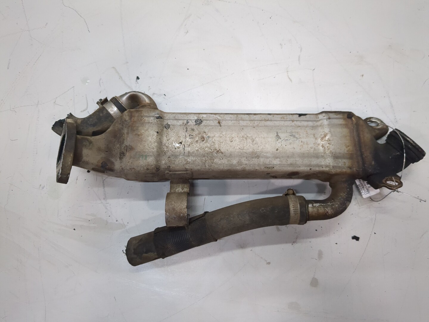 Тройник вентиляции картерных газов