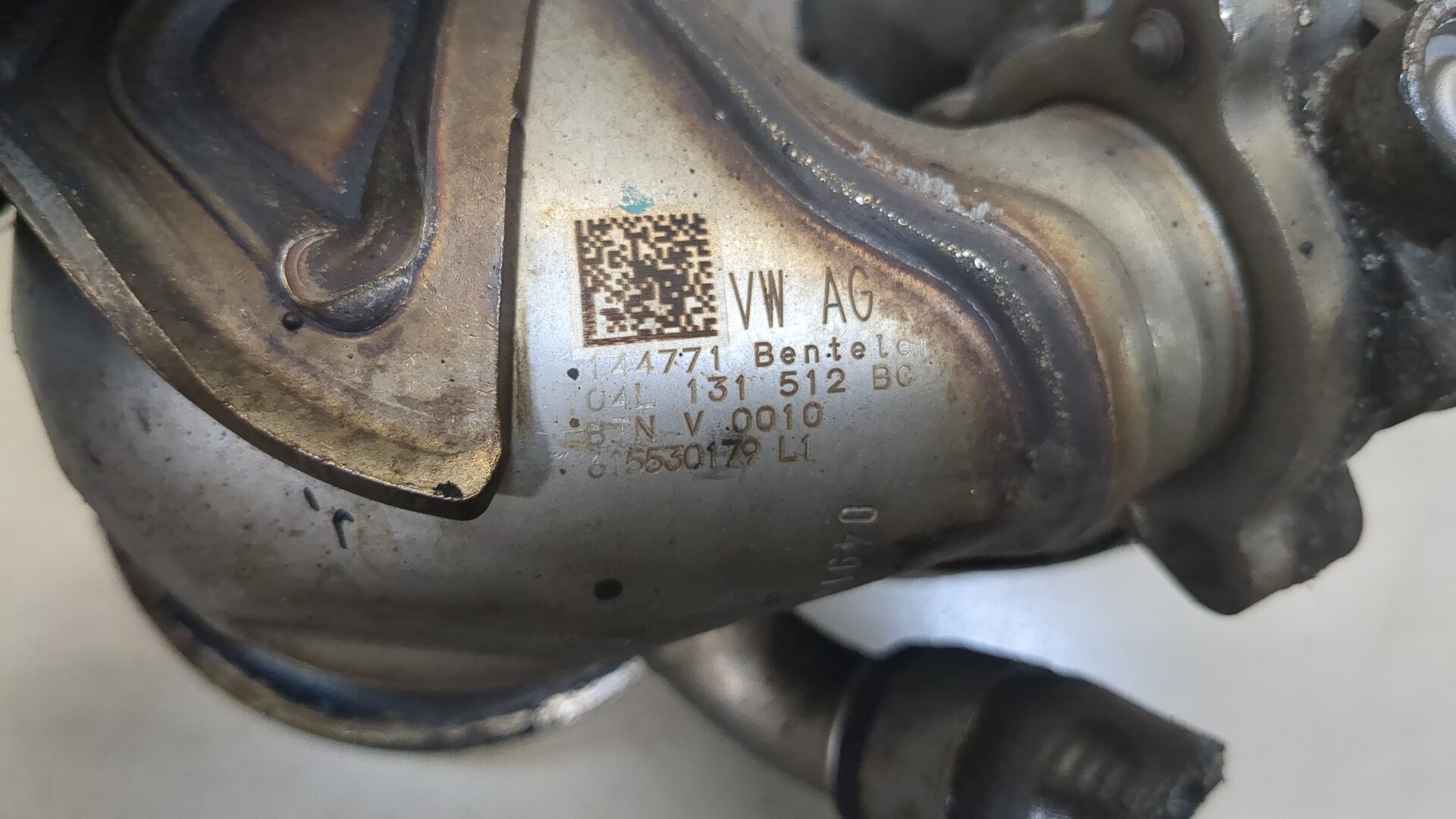 Тройник вентиляции картерных газов