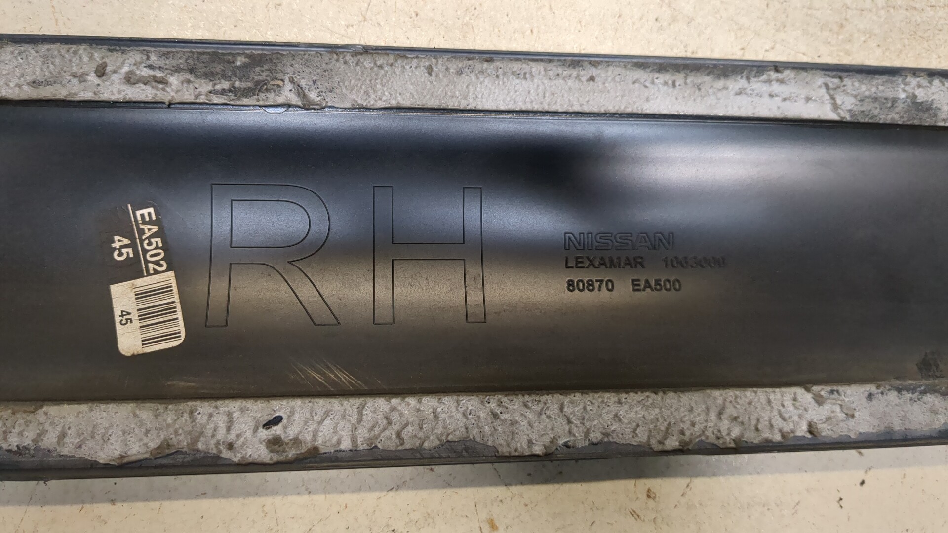 Молдинг двери