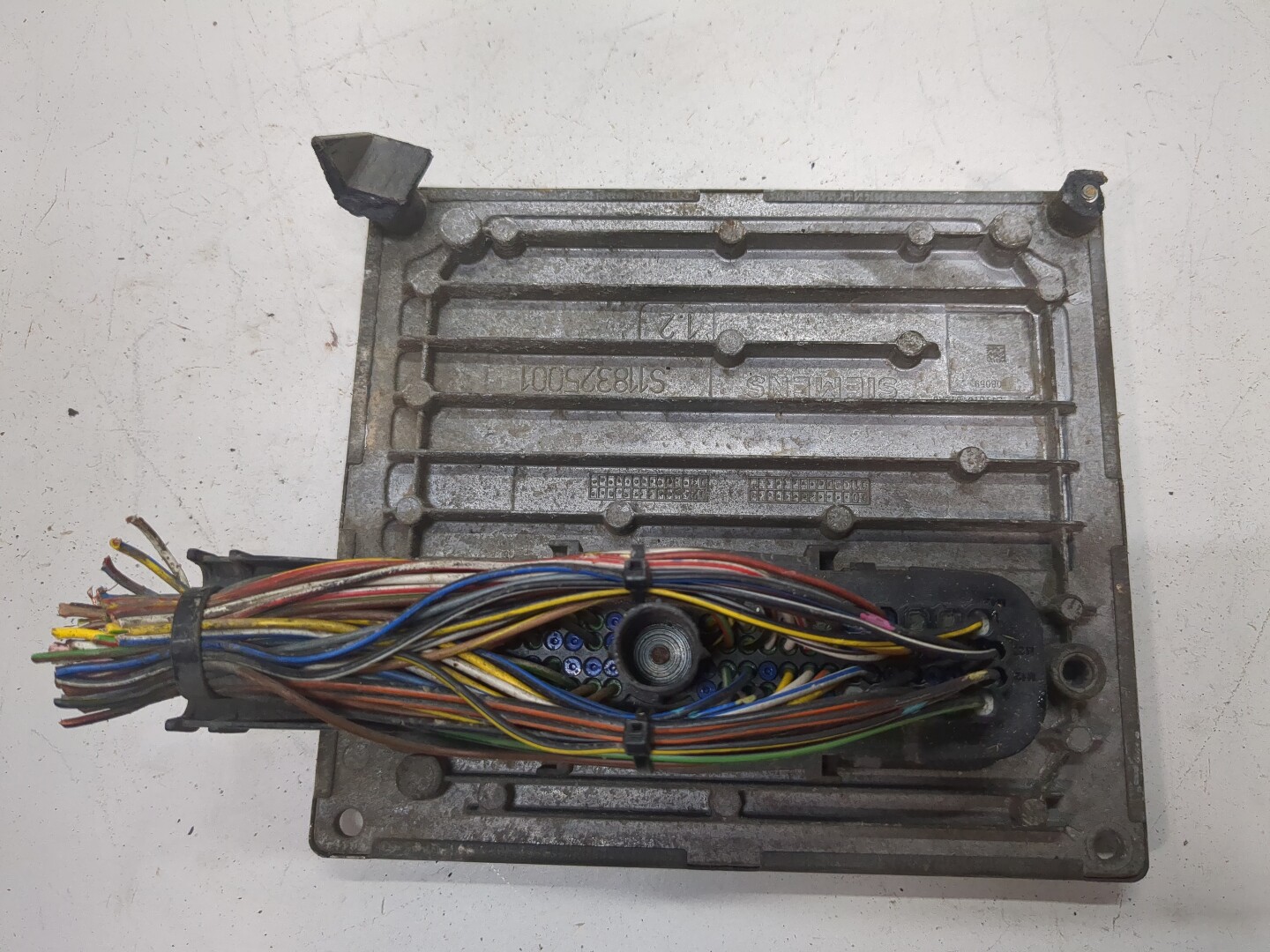 Блок управления двигателем