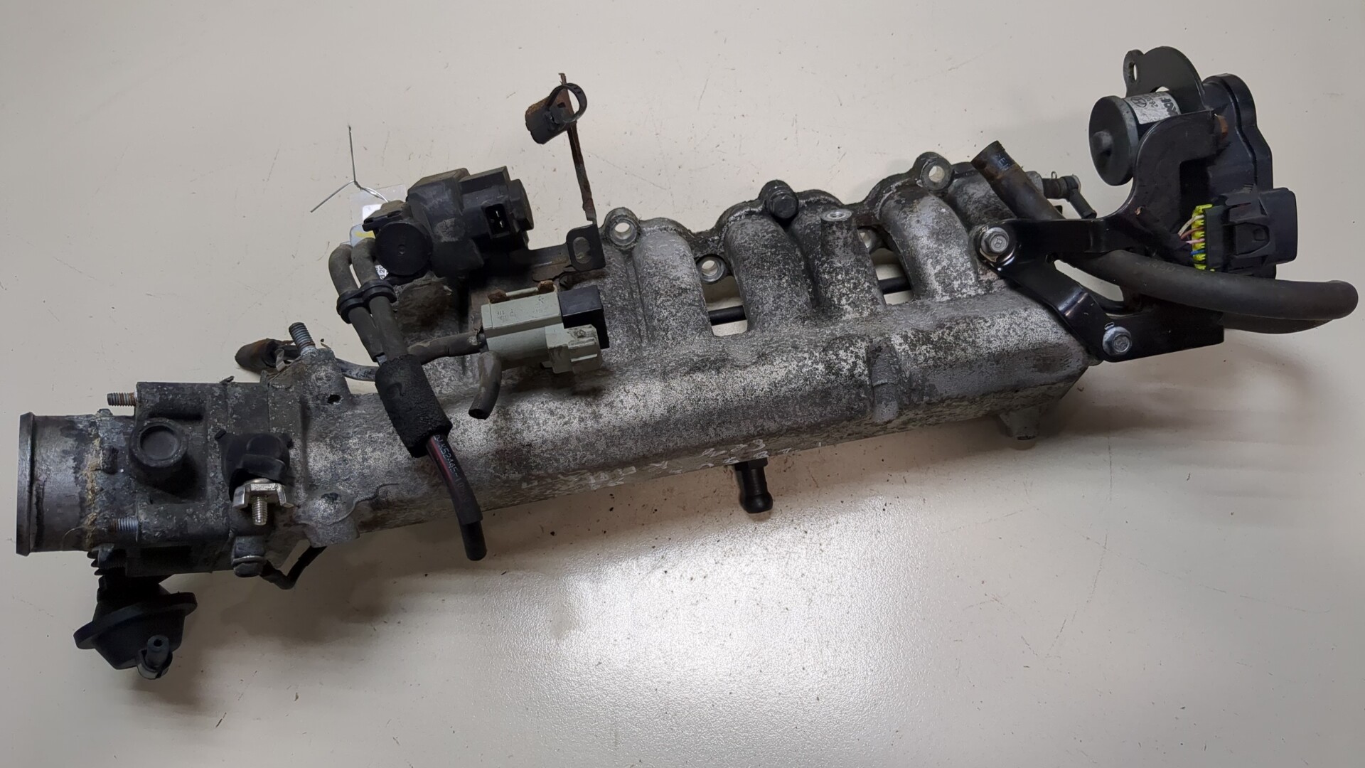 Коллектор впускной