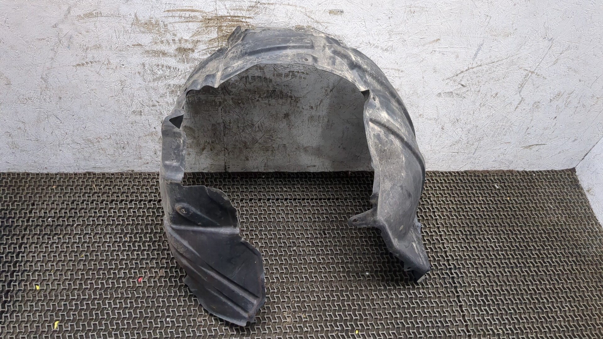 Локер передний правый