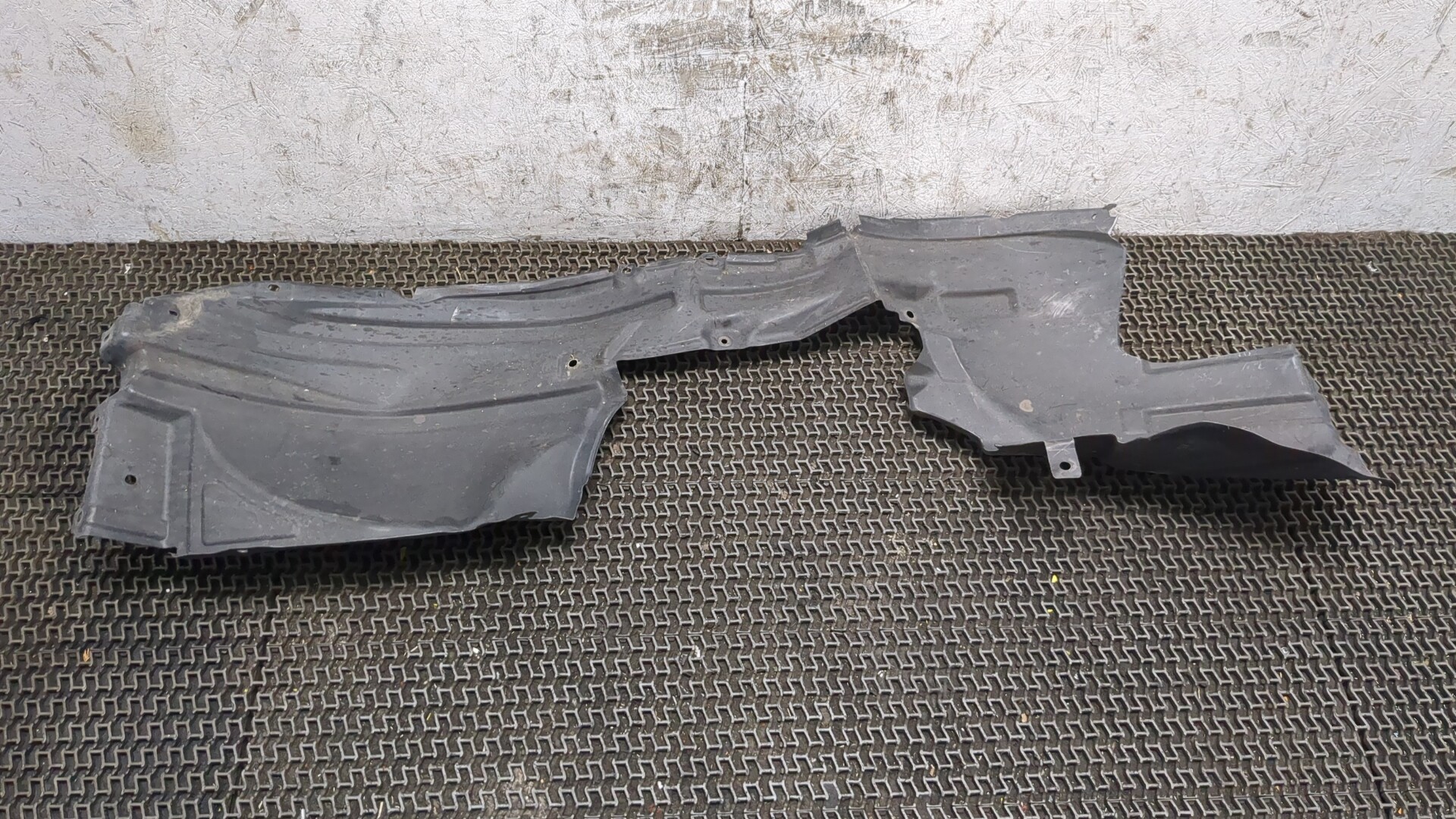 Локер передний правый