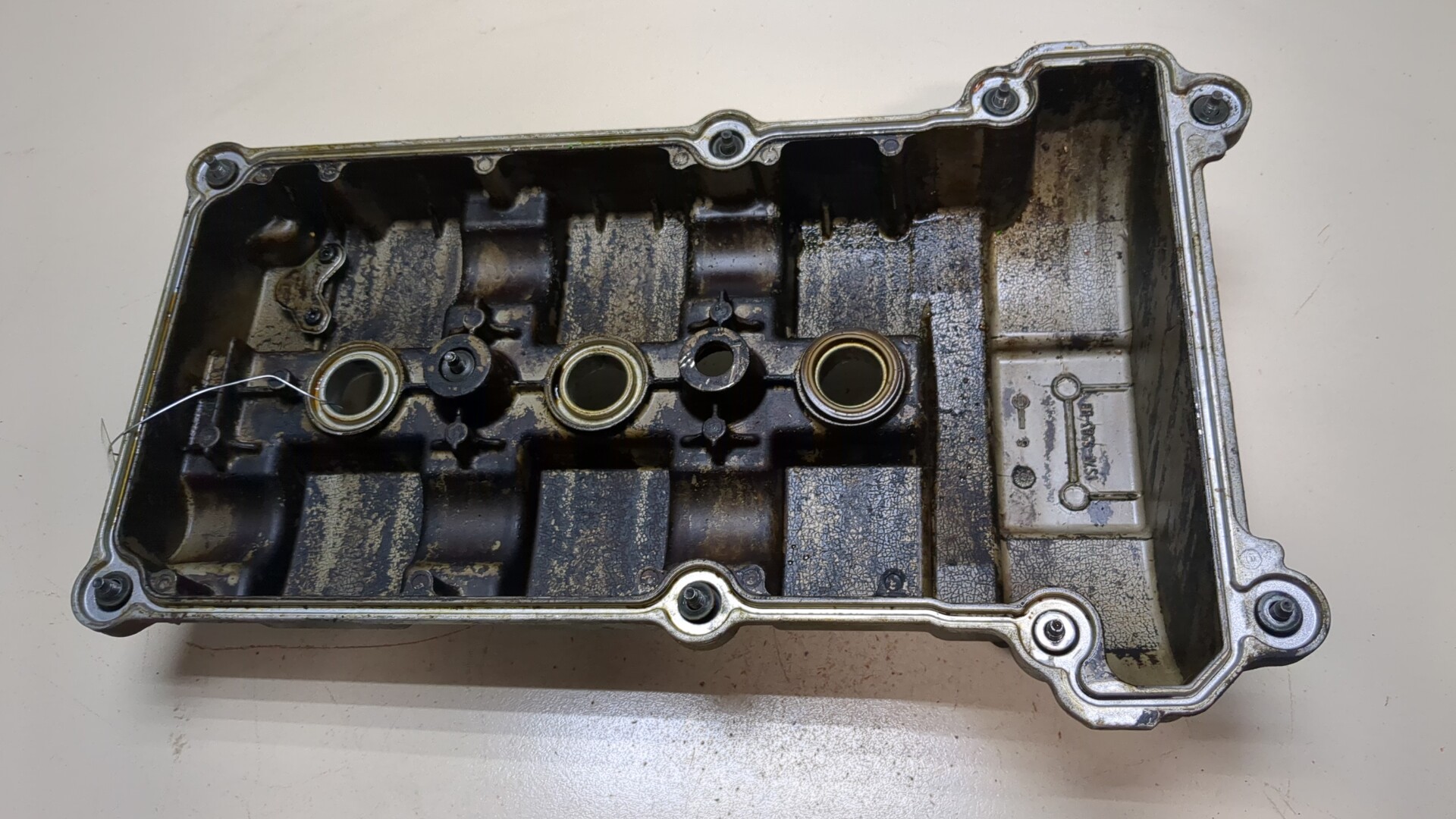 Крышка клапанная ГБЦ