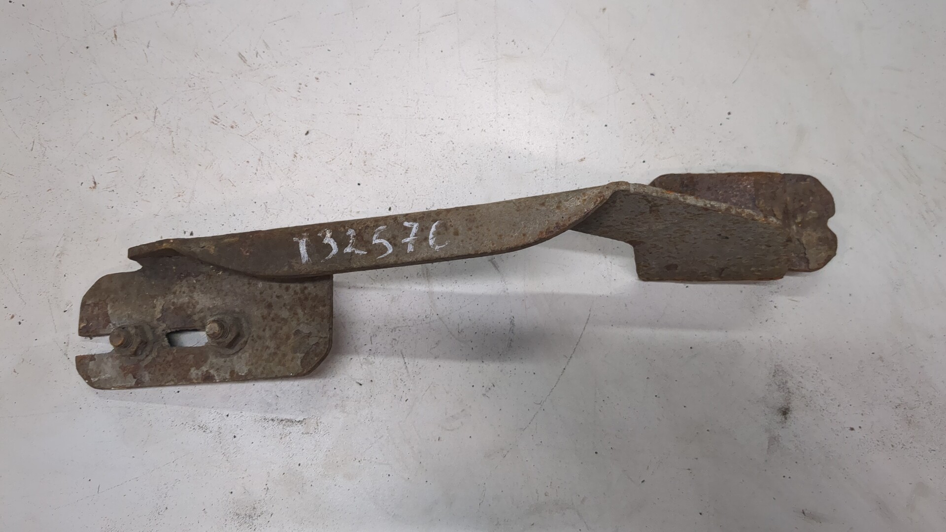 Кронштейн (сопут. товар)