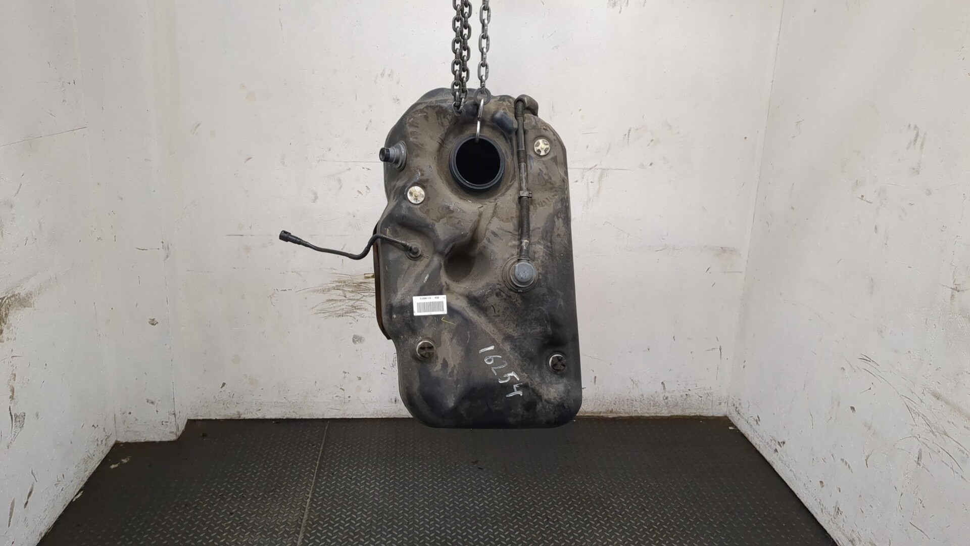 Бак топливный