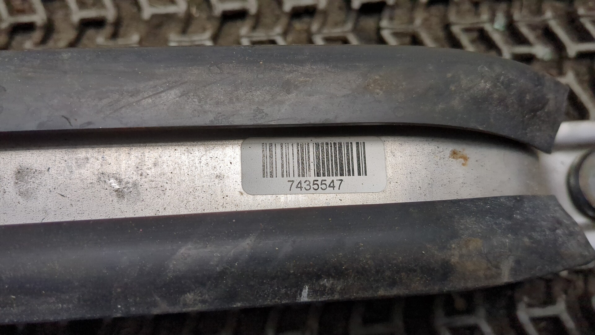 Лента крепления бензобака