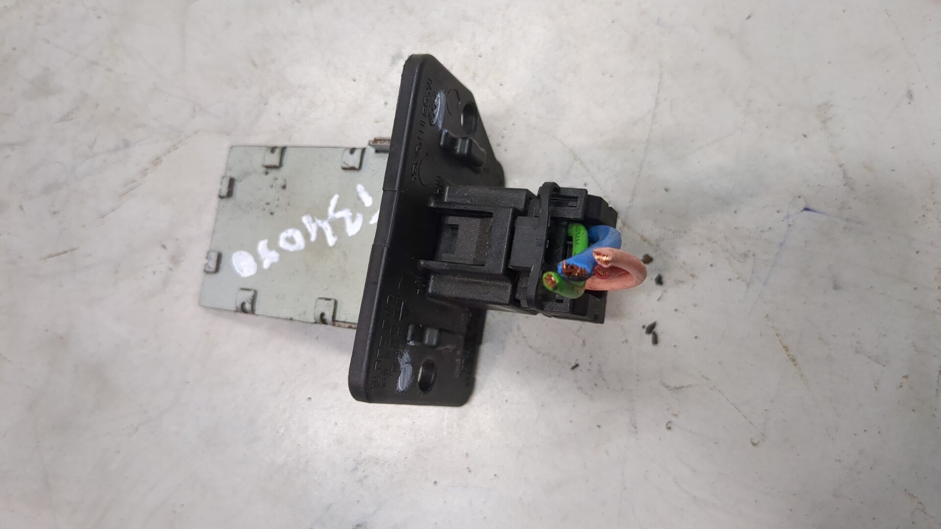 Резистор отопителя