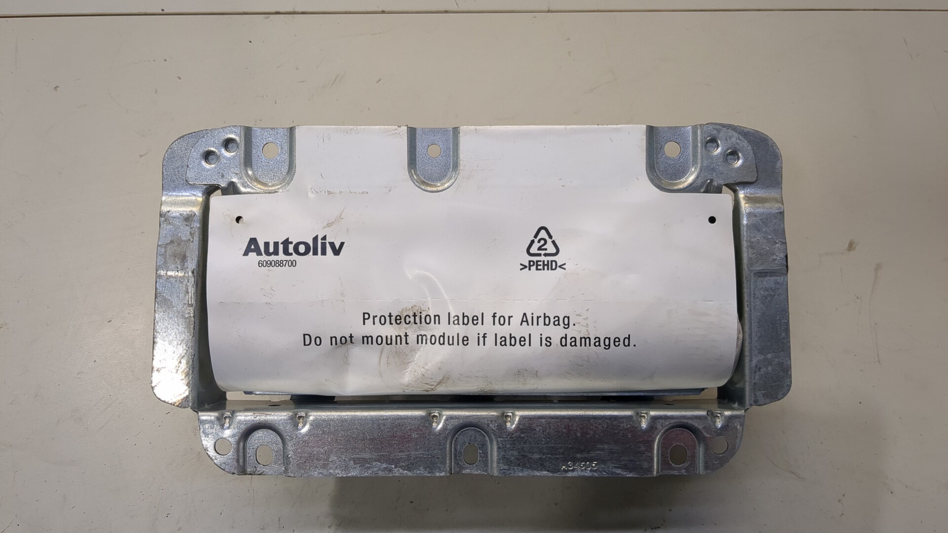 Подушка безопасности пассажирская (в торпедо)