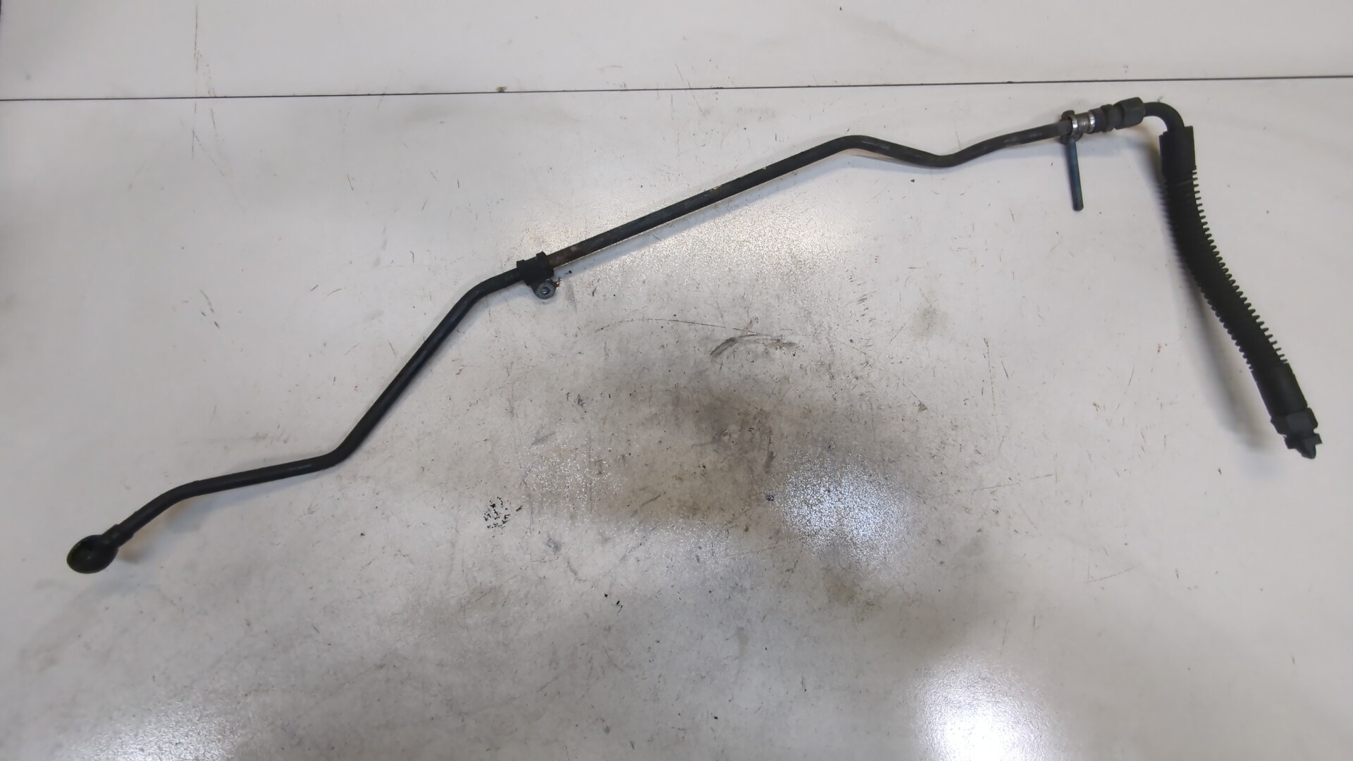 Трубка масляная