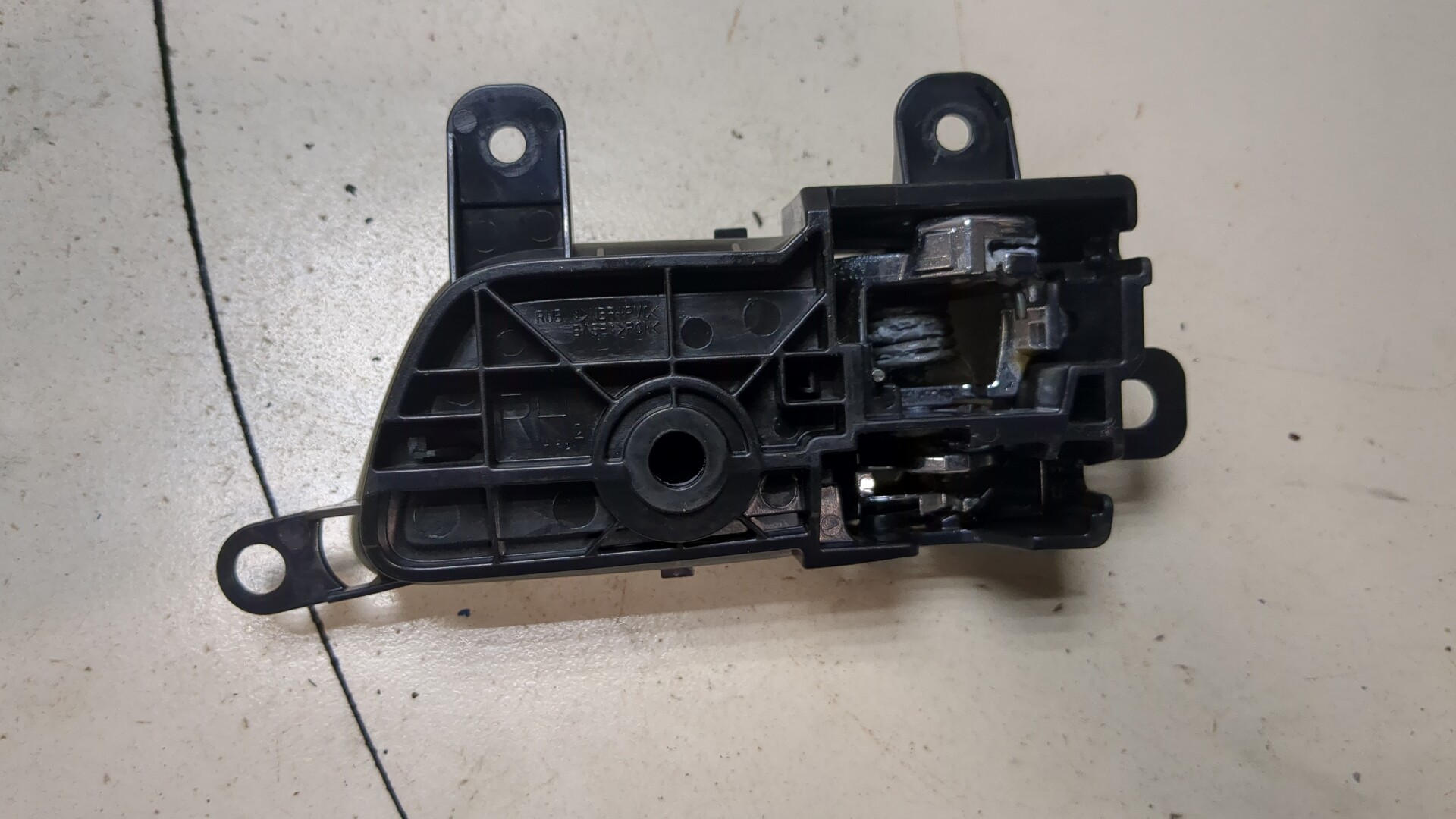 Ручка двери задней внутренняя правая