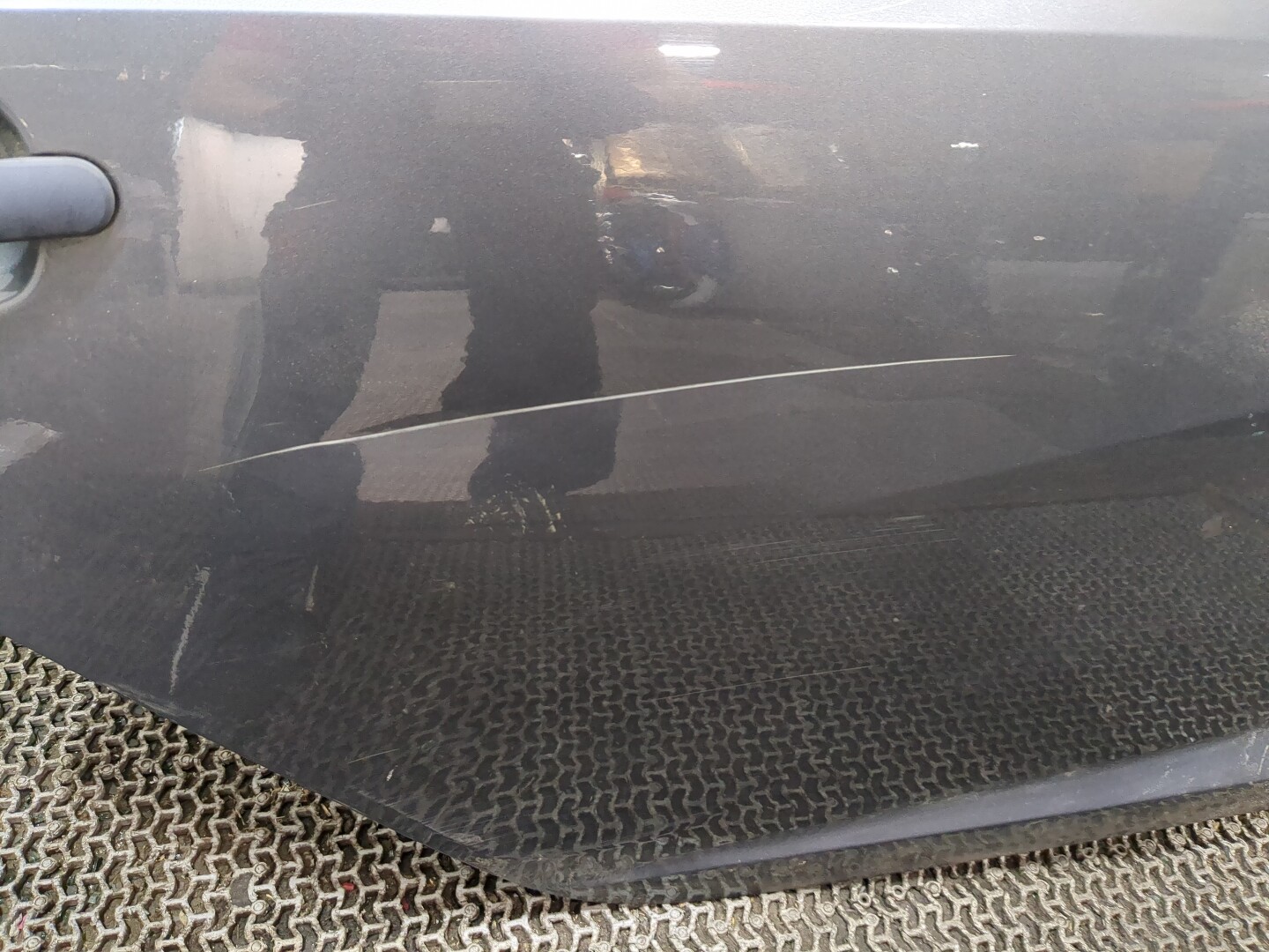 Дверь задняя правая