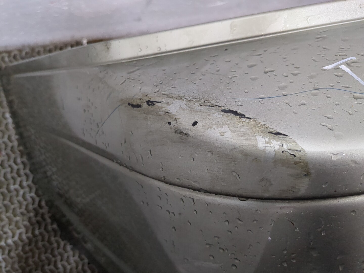 Бампер задний