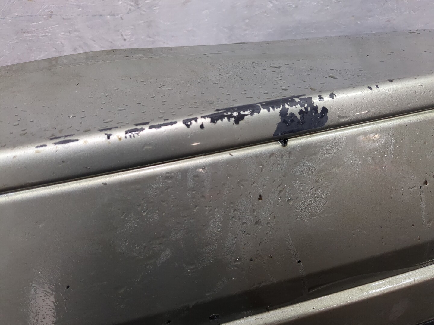 Бампер задний