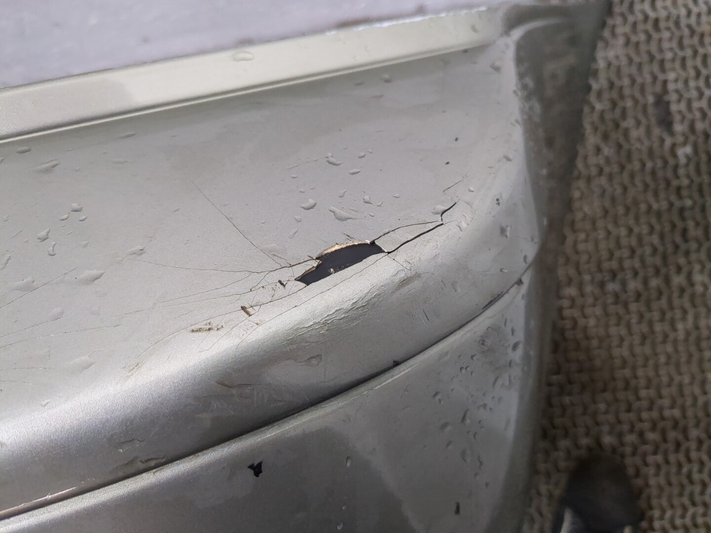 Бампер задний