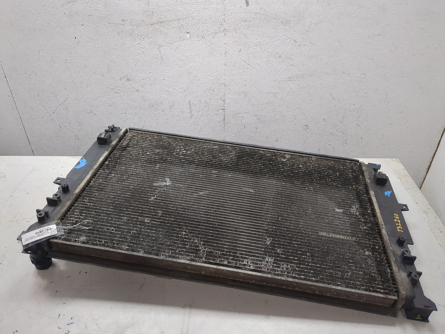 Радиатор охлаждения двигателя основной