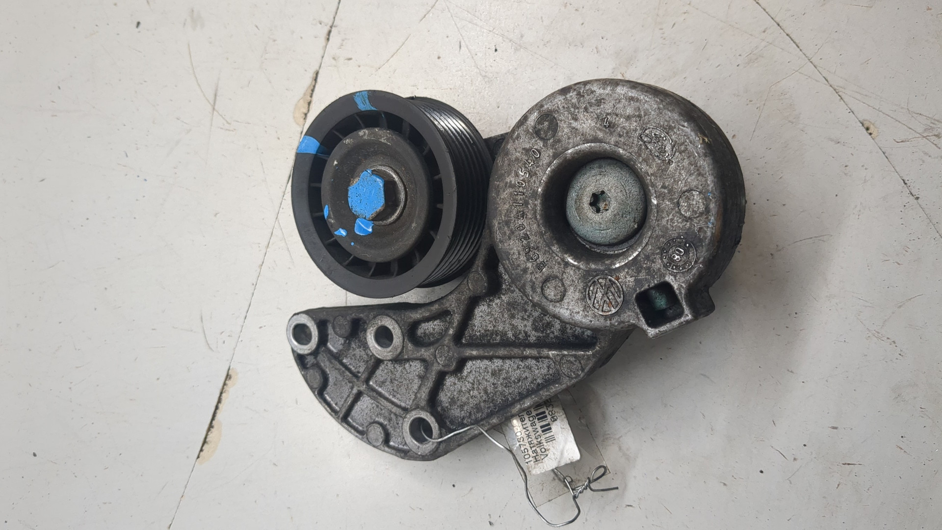 Натяжитель ремня