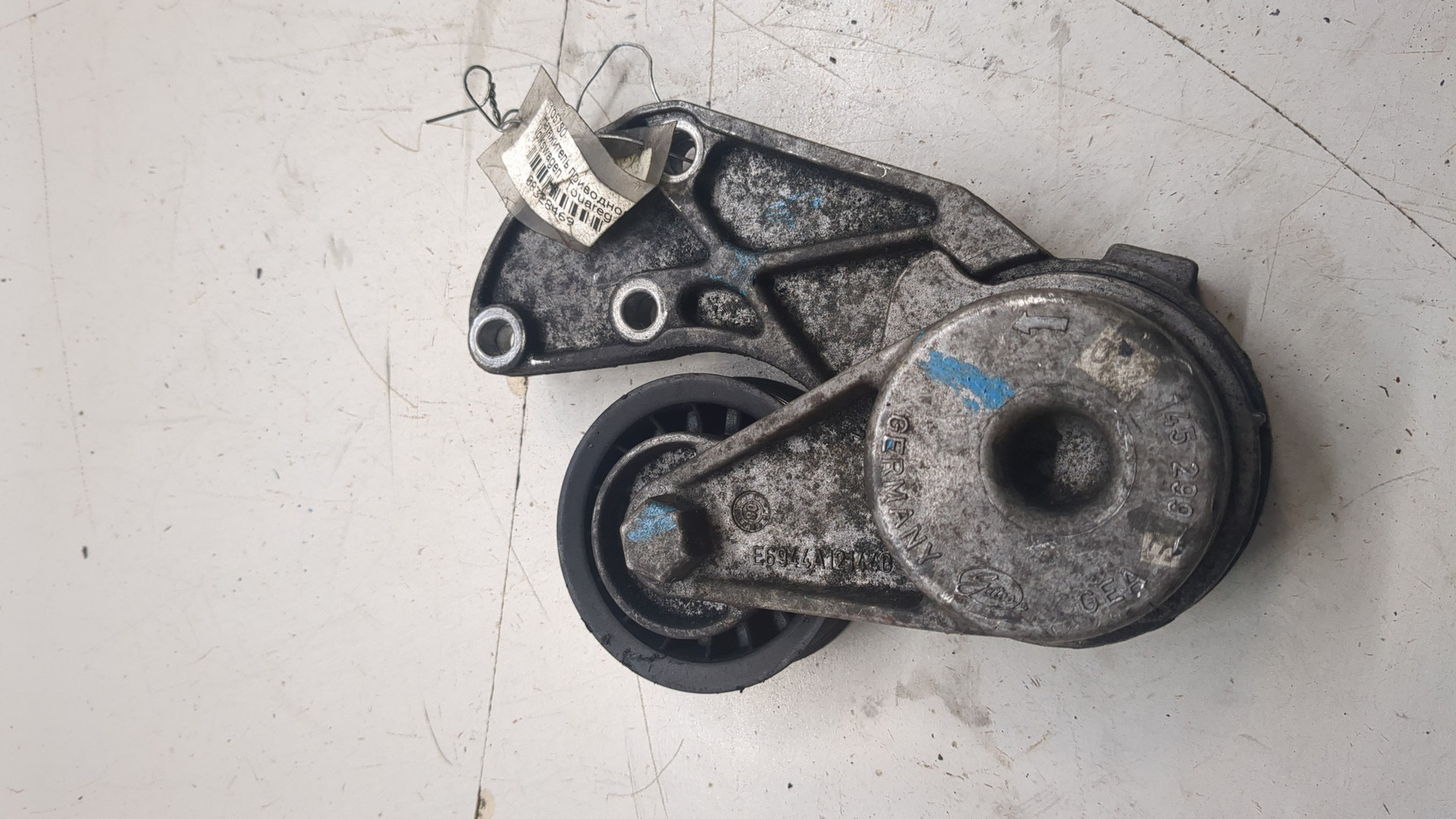 Натяжитель ремня