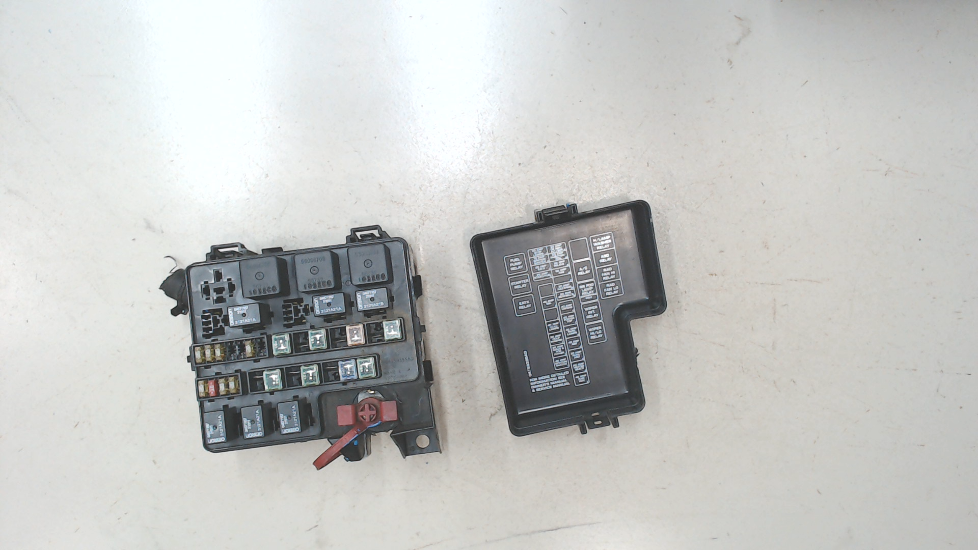 Блок предохранителей