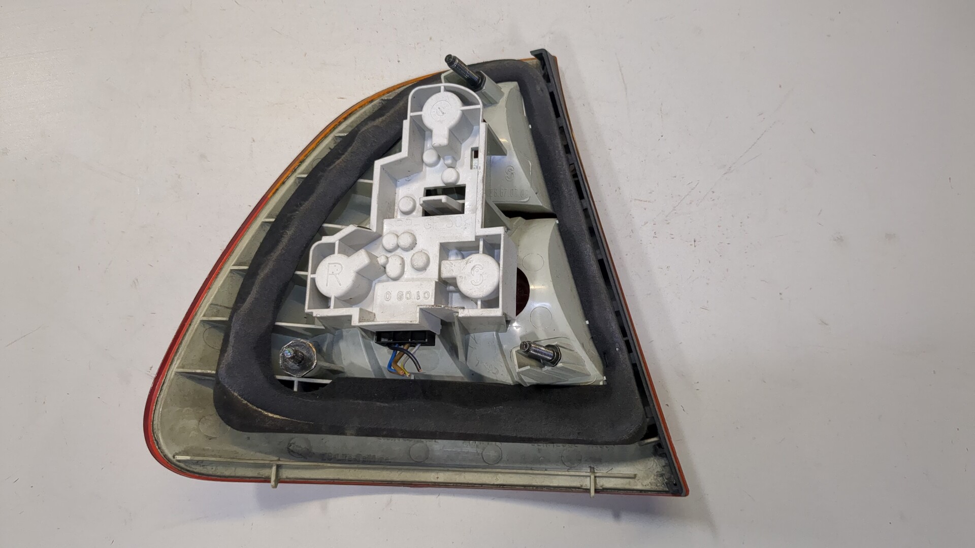 Фонарь задний правый