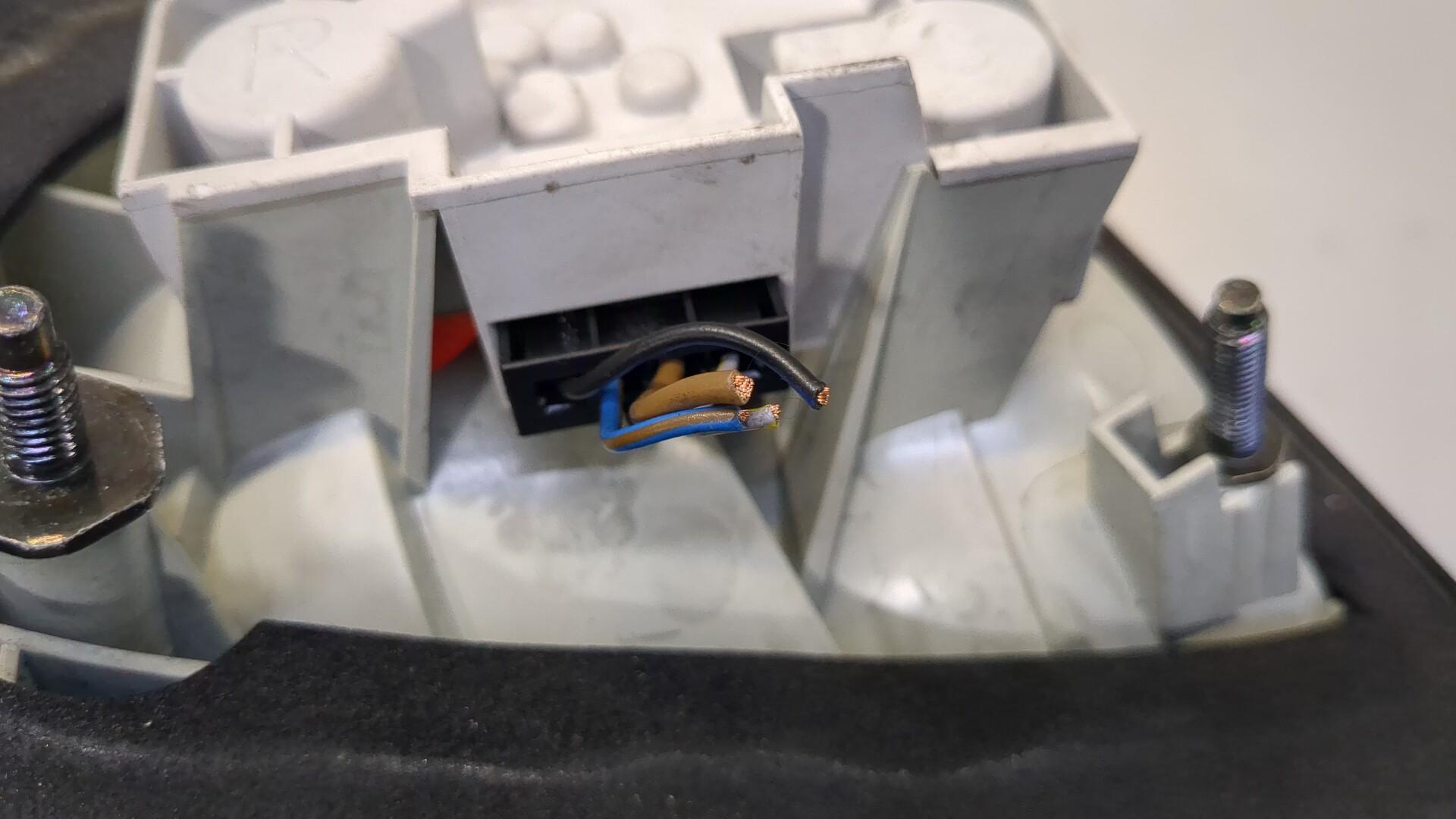 Фонарь задний правый