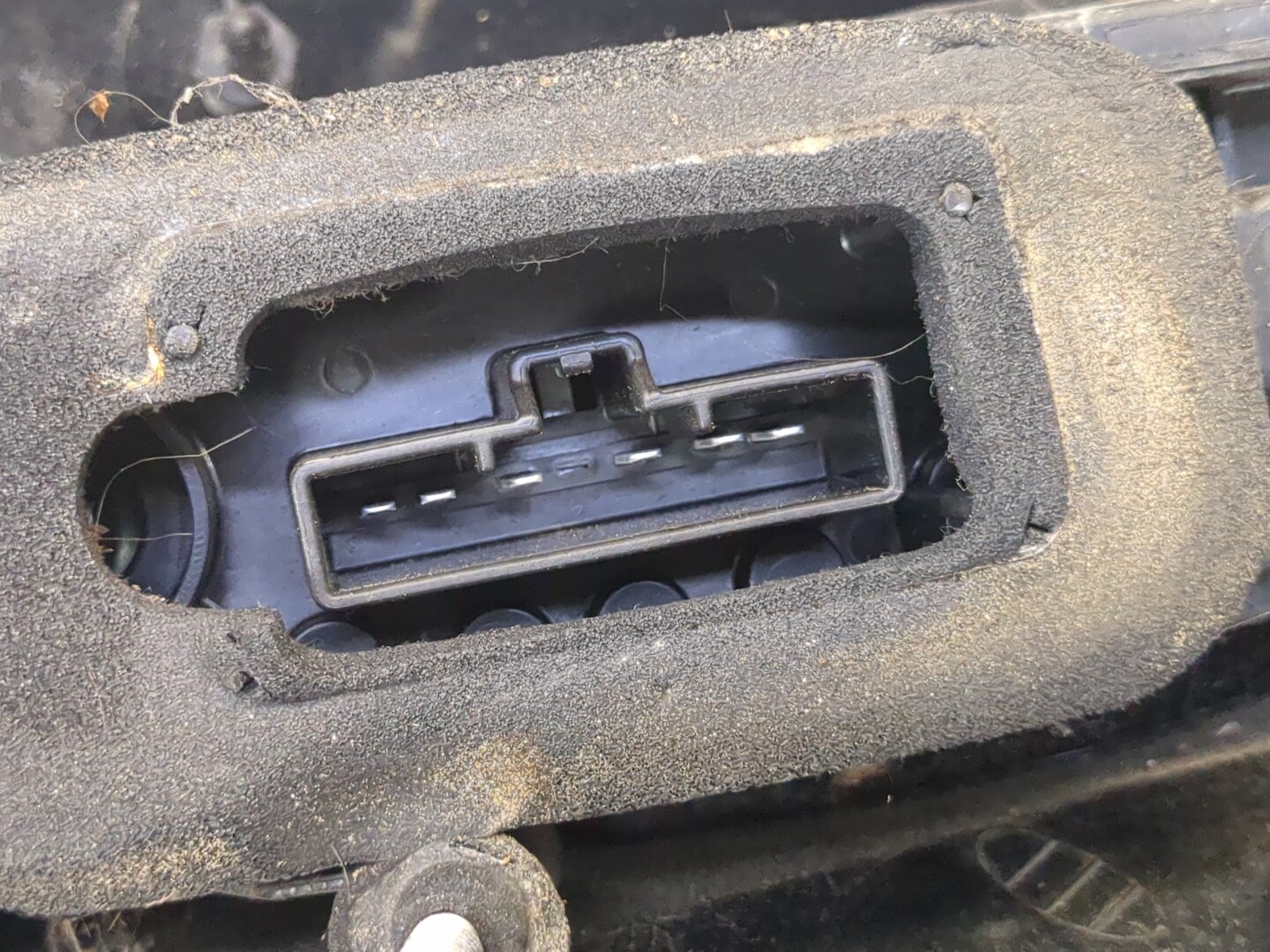 Фонарь задний правый