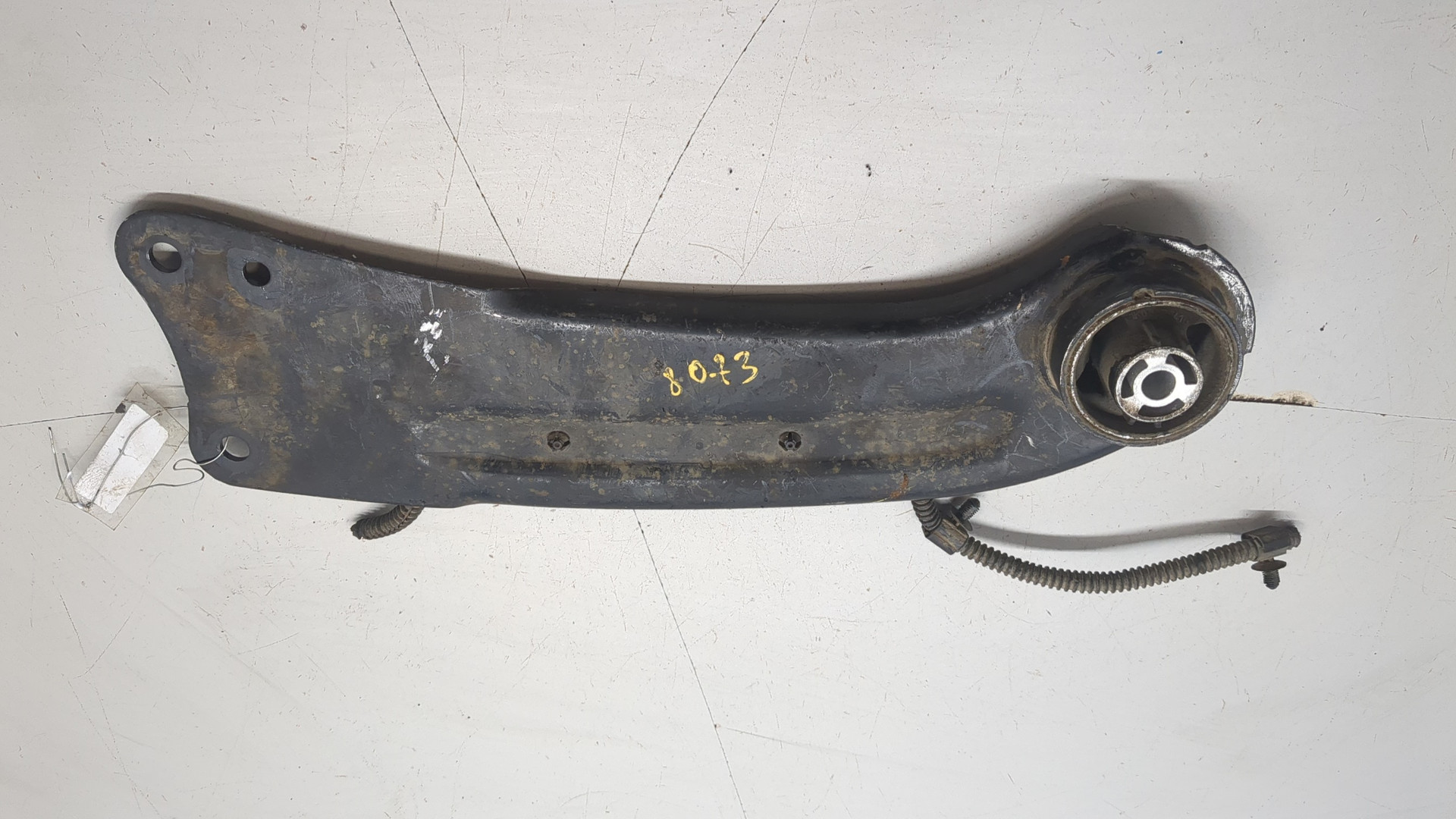 Рычаг задний правый