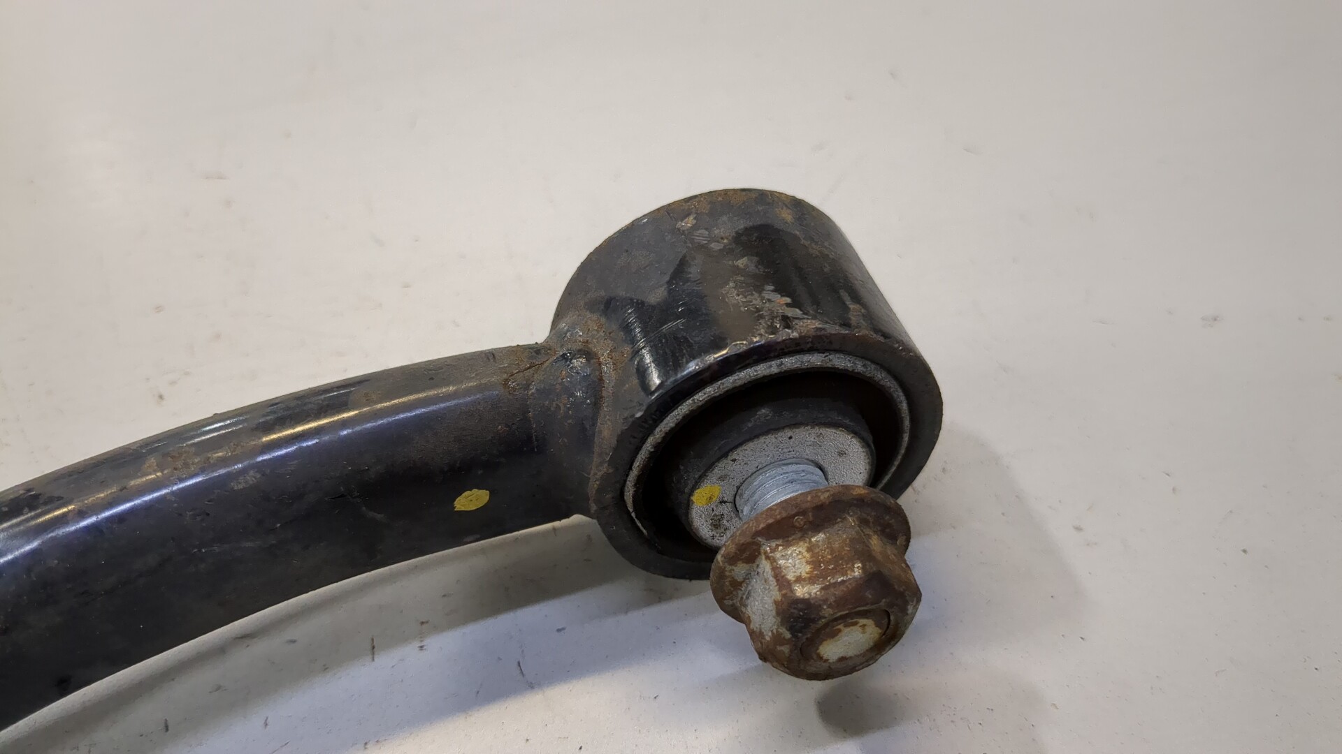 Рычаг задний