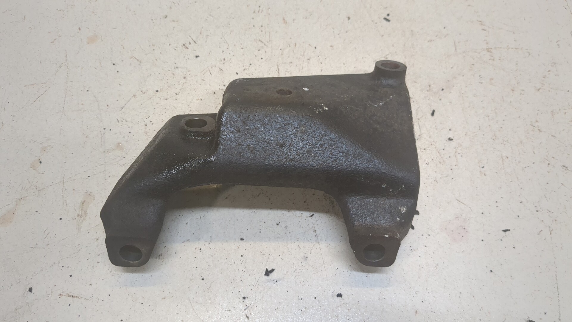 Кронштейн редуктора