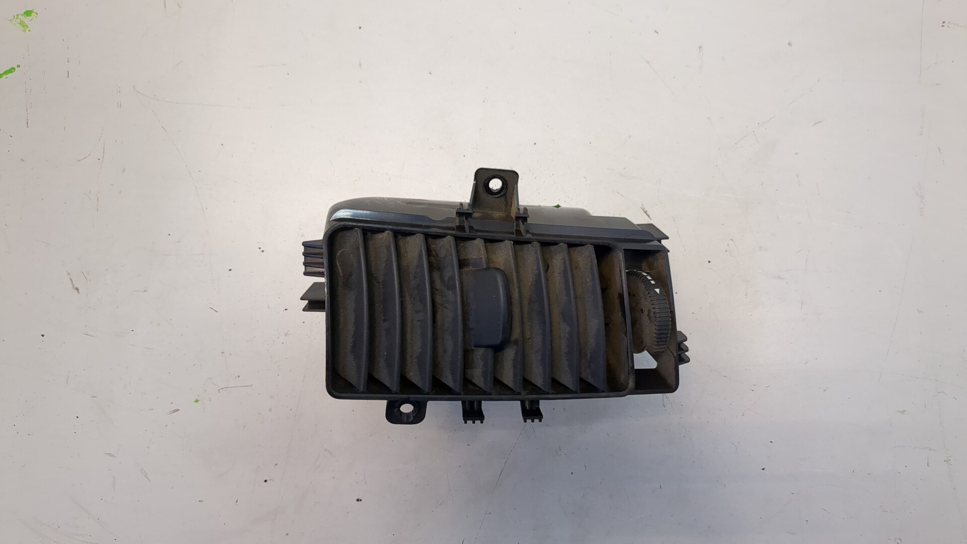 Дефлектор воздушный