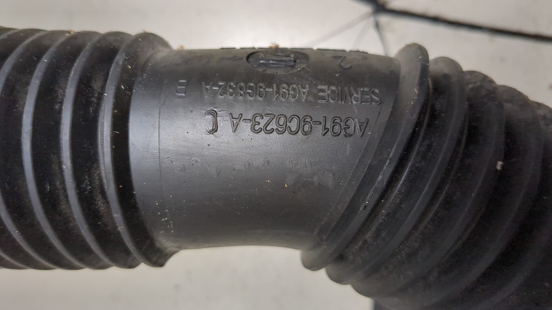 Патрубок воздушного фильтра