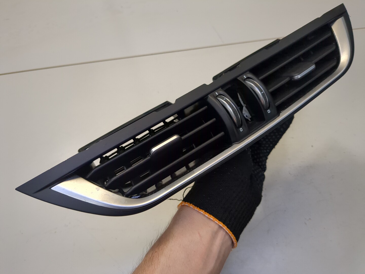 Дефлектор воздушный