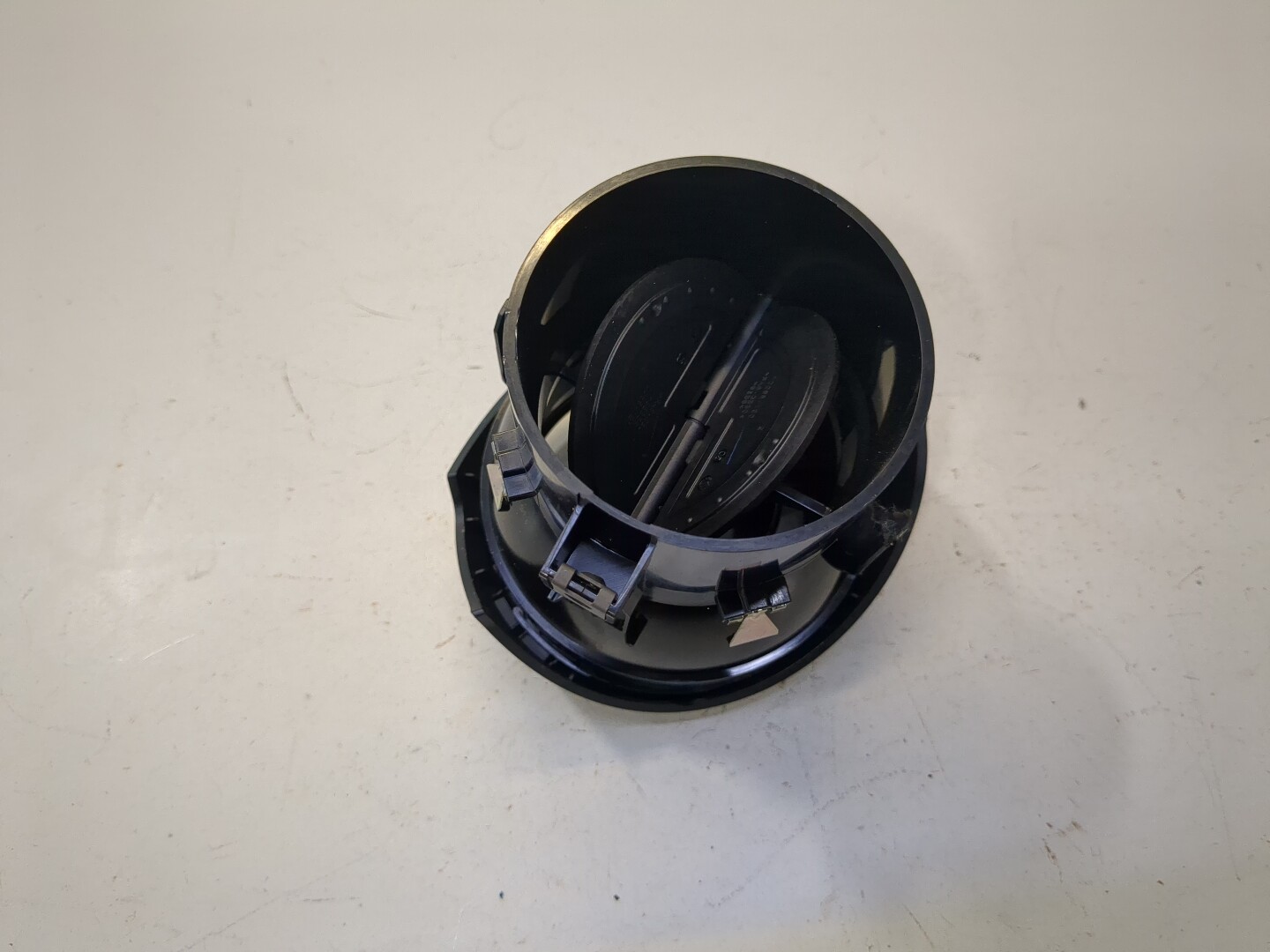 Дефлектор воздушный