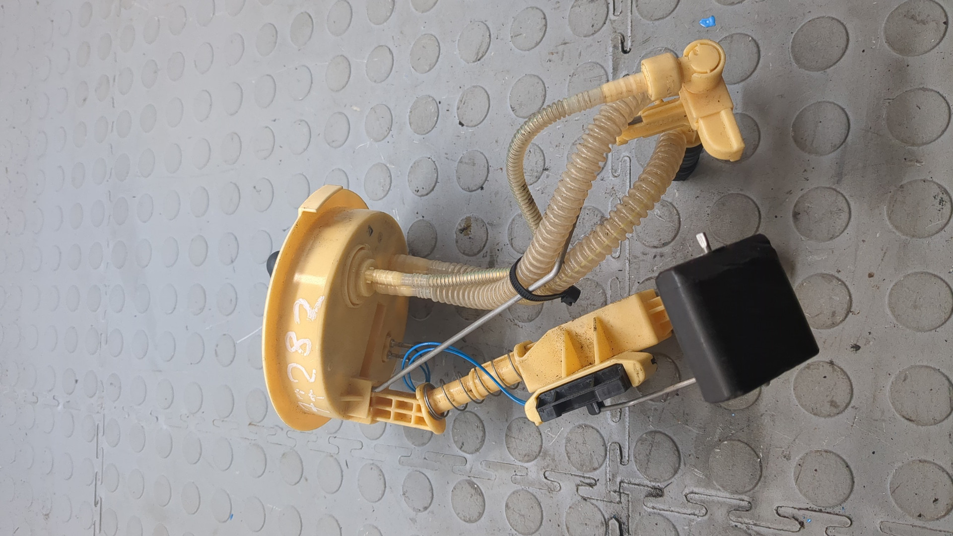 Датчик уровня топлива