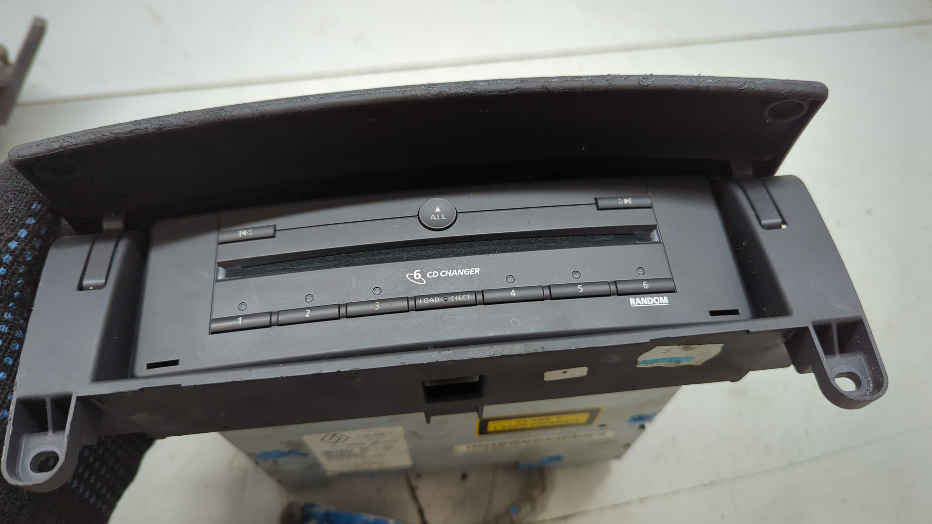 Проигрыватель CD/DVD